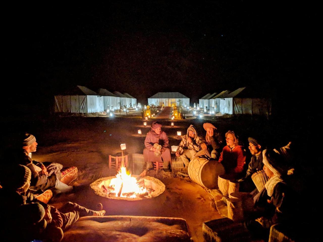 Готель Sahara Majestic Luxury Camp Мерзуга Екстер'єр фото Camp in the Sahara